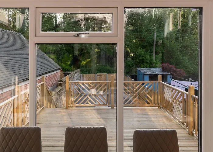 Angel Cottage - 5 Mins Drive To Alton Towers!