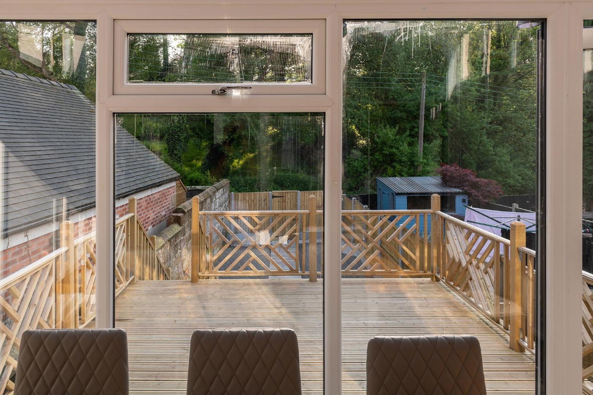 Holiday home Angel - 5 Mins Drive To Alton Towers! *