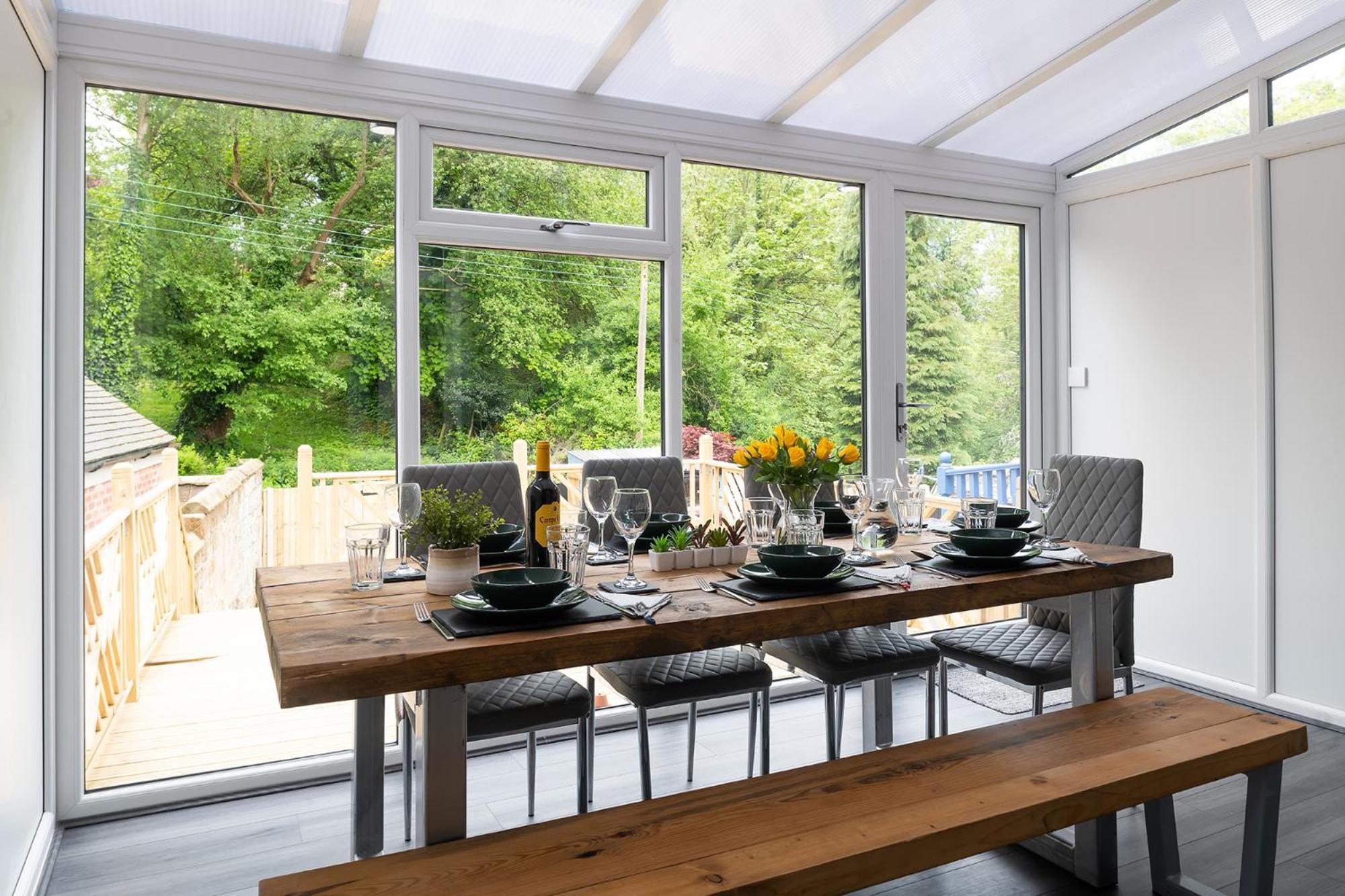 Holiday home Angel - 5 Mins Drive To Alton Towers! *